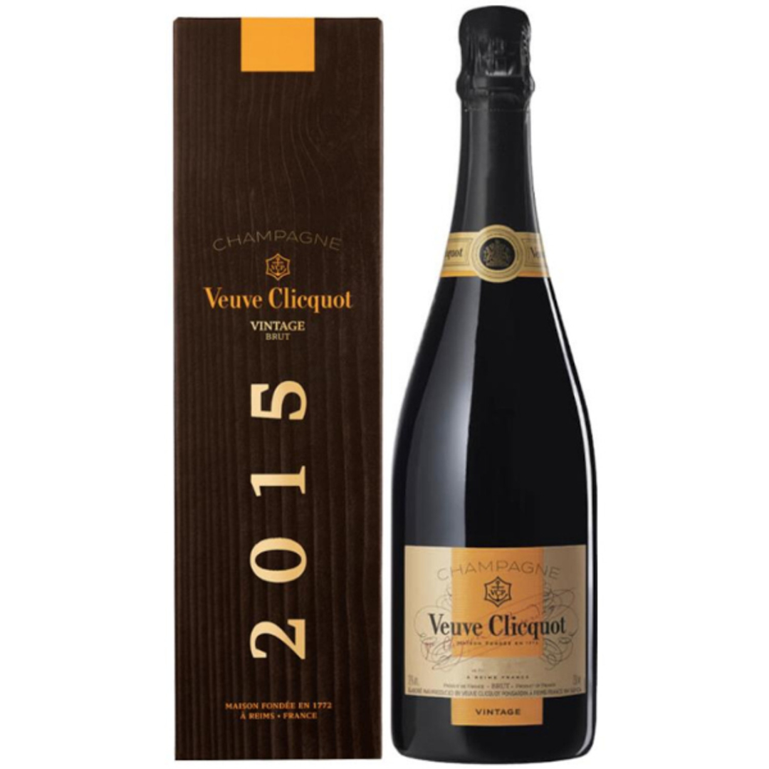Veuve Clicquot Vintage with Gift Box 2015 750ml